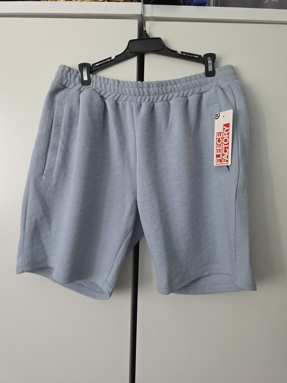 Fleece Factory L Men's Light Blue Textured Pull-On Shorts NWT